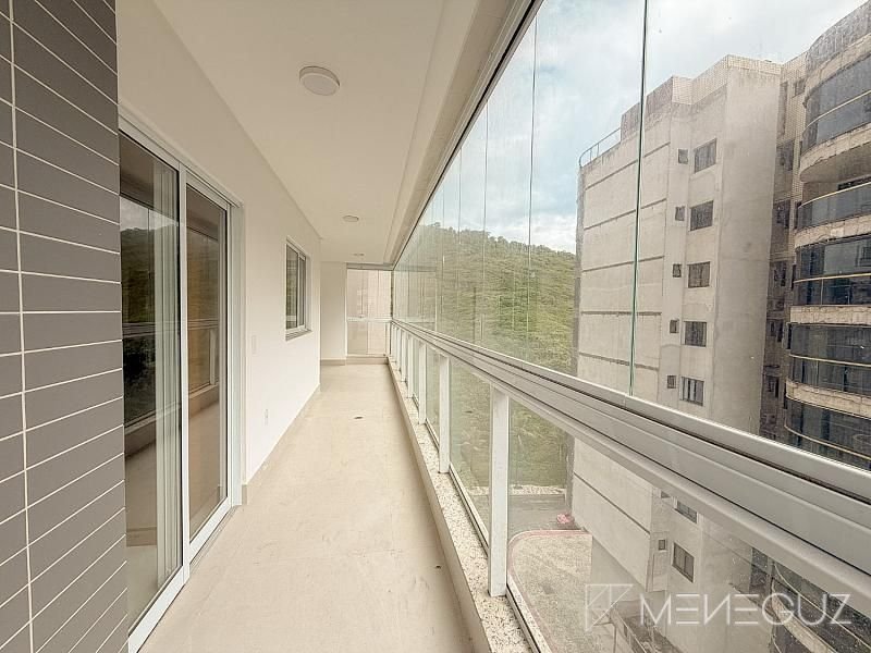 Apartamento no Edifício Brise
